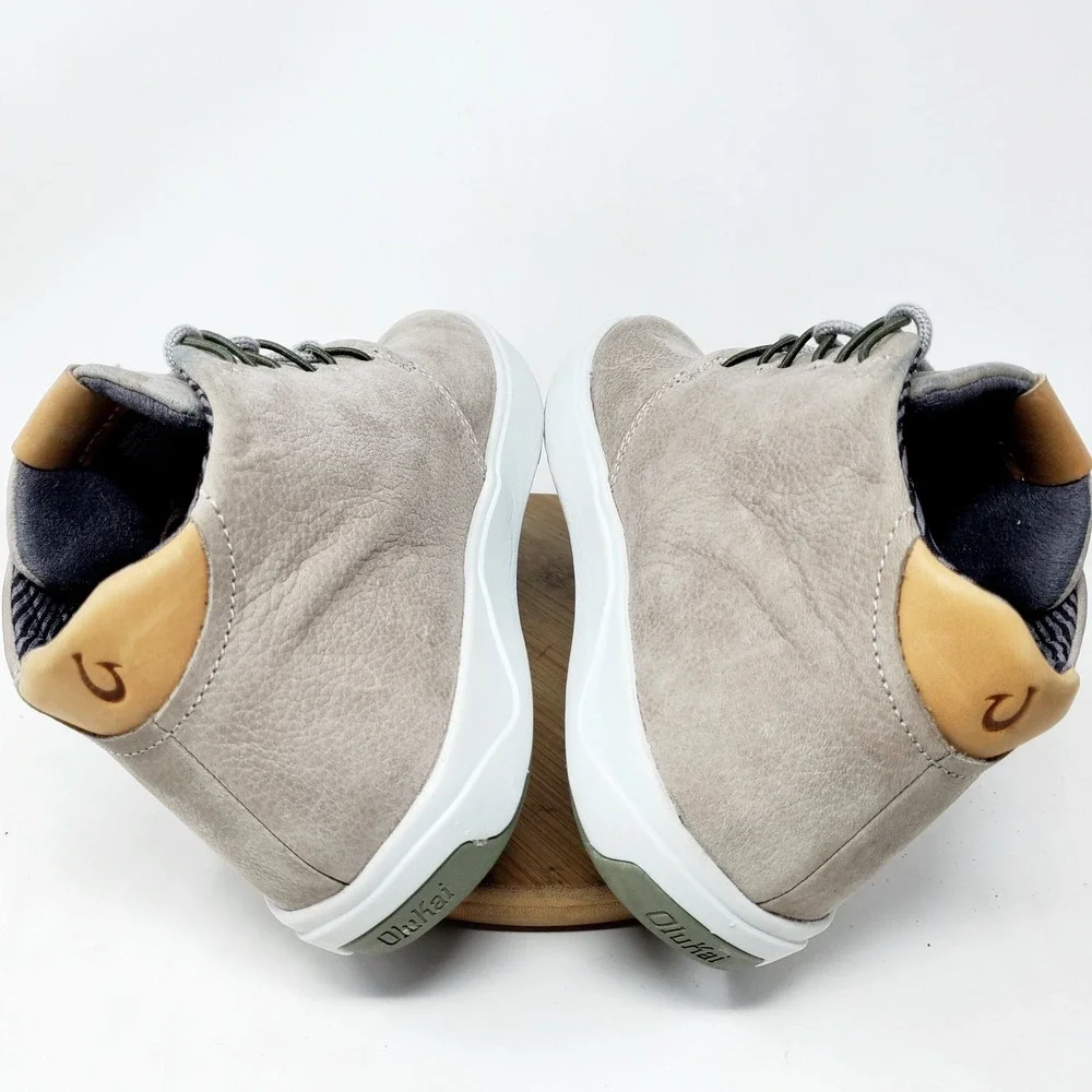 Olukai Nana Hele Boots Mens 9 Grey Nubuck Leather Classic Chukka Sneaker Shoes